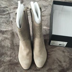Brand New Sole Society Suede Cowboy Boots Size 6